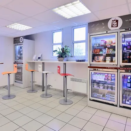 酒店 马恩河谷 - 圣蒂博德维涅普瑞米尔经典酒店 圣提波德斯