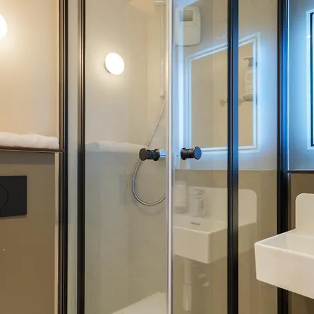Kyriad Eco - Marne-la-vallee Hotel