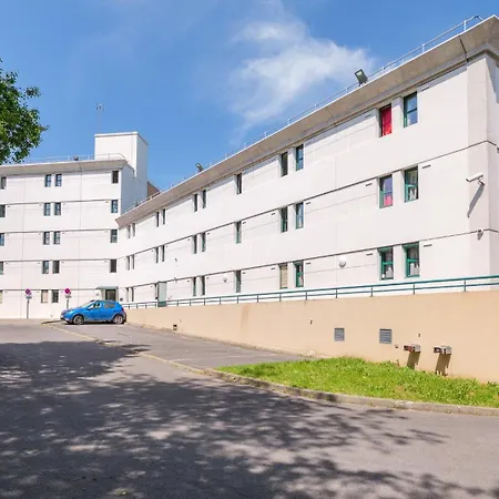 Kyriad Eco - Marne-la-vallee 酒店 2*