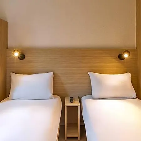 Kyriad Eco - Marne-la-vallee 2* 圣提波德斯