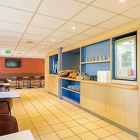 Kyriad Eco - Marne-la-vallee 圣提波德斯