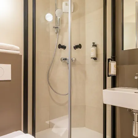 酒店 Kyriad Eco - Marne-la-vallee 圣提波德斯