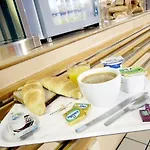 Kyriad Eco - Marne-la-vallee