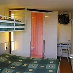 Kyriad Eco - Marne-la-vallee Hotel