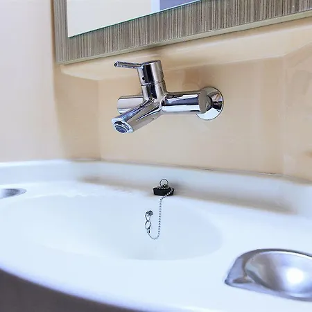 Kyriad Eco - Marne-la-vallee Hotel 2*