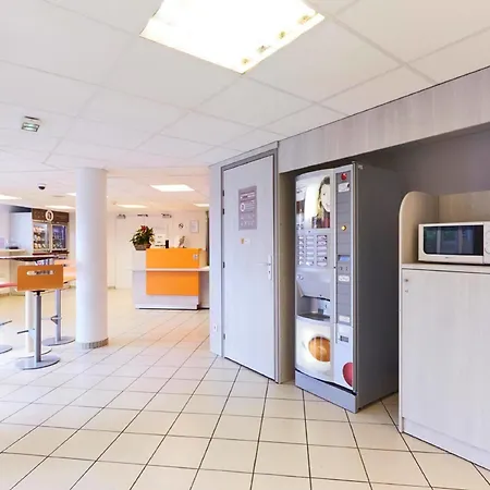 Hotel Premiere Classe Marne La Vallee - Thibault Des Vignes 2*